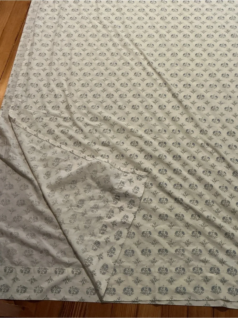 2 Vintage J.P. Steven’s Flat Bedsheets